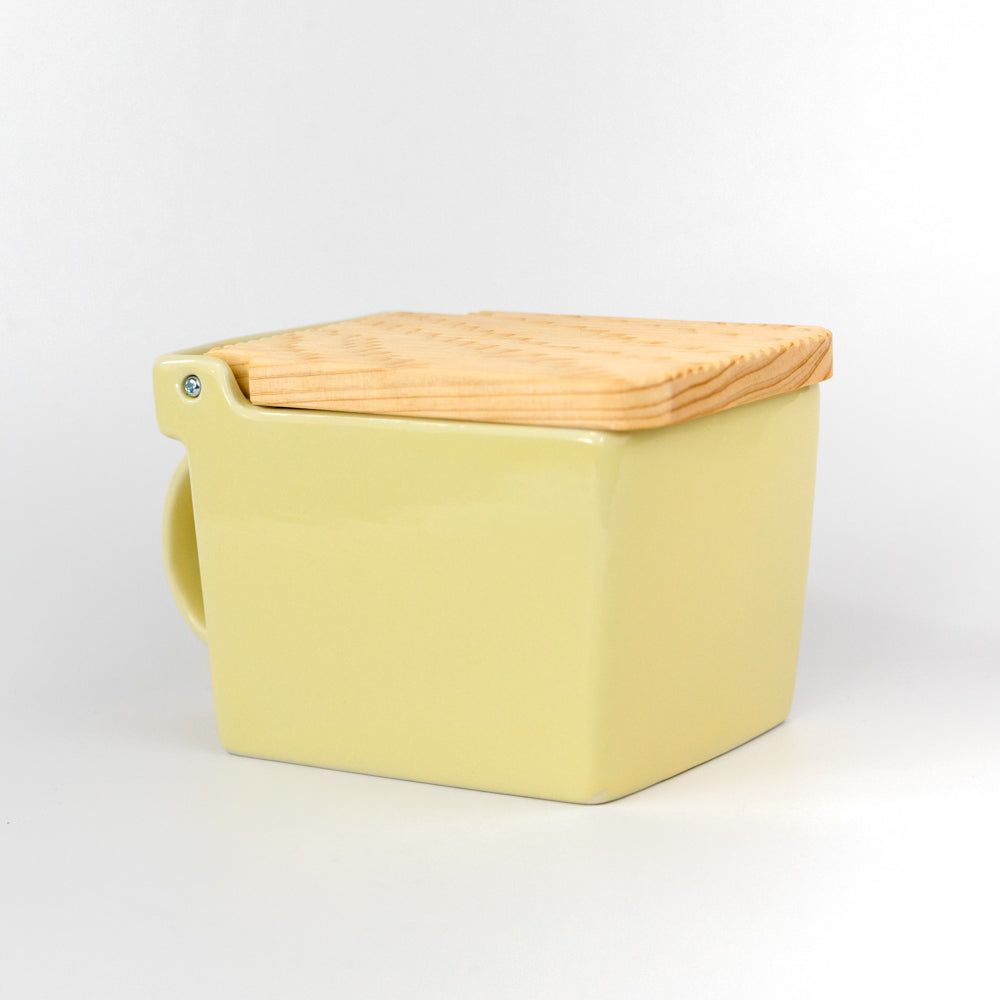 Zero Japan Salt Box in Banana