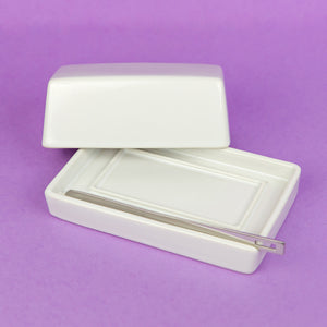 Butter Dish with Stainless Steel Knife - White