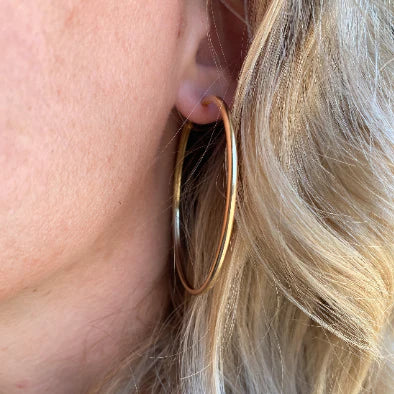 Hollow Continuous Hoop Earrings