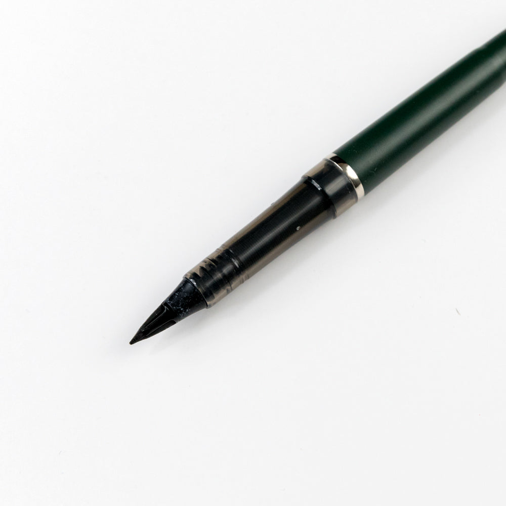 Tradio Plastic Fountain Pen in Black by Craft Design Technology
