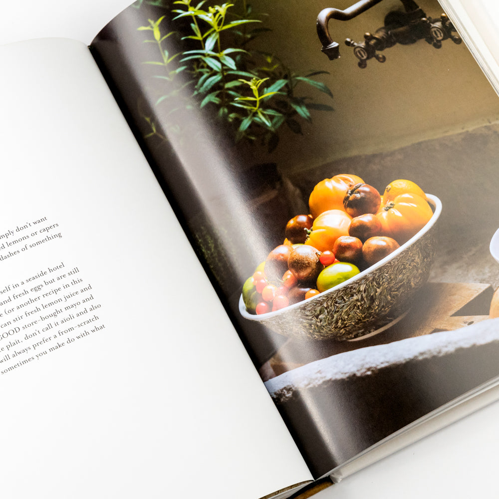 Chronicle Books Le Sud by Rebekah Peppler