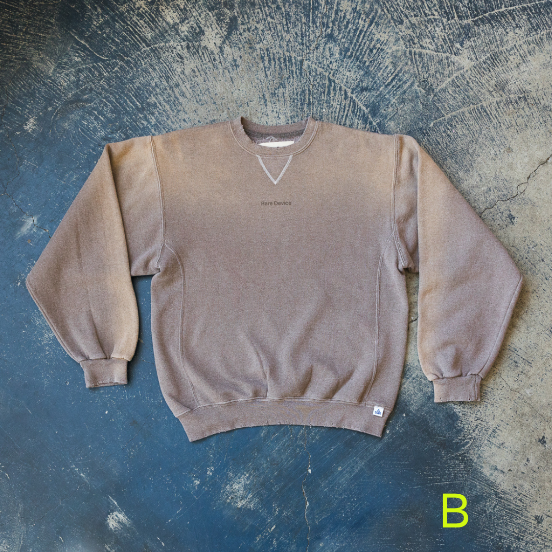 RD X AWE Crewneck - Medium