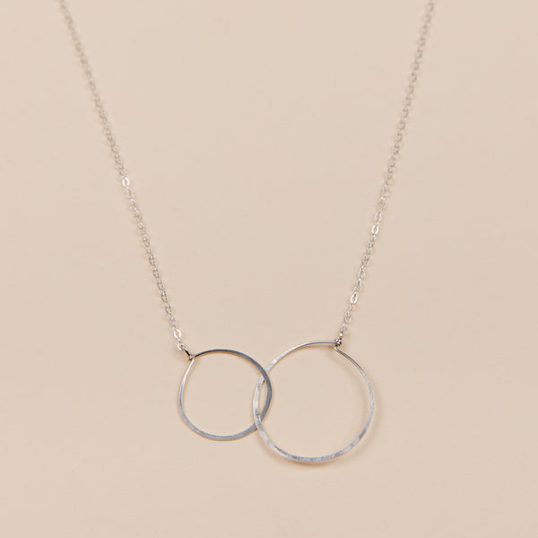 2 Round Hoops Necklace - Silver