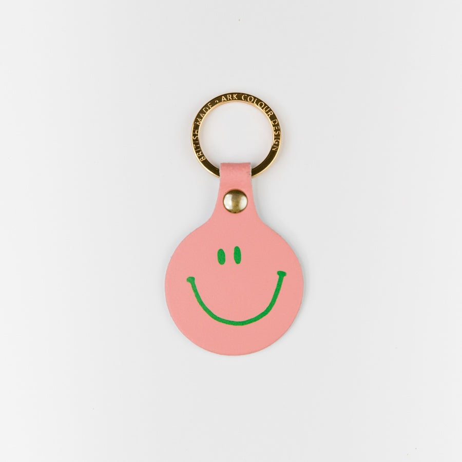 Feeling Lush Smilie Face Key Fob - Pale Pink