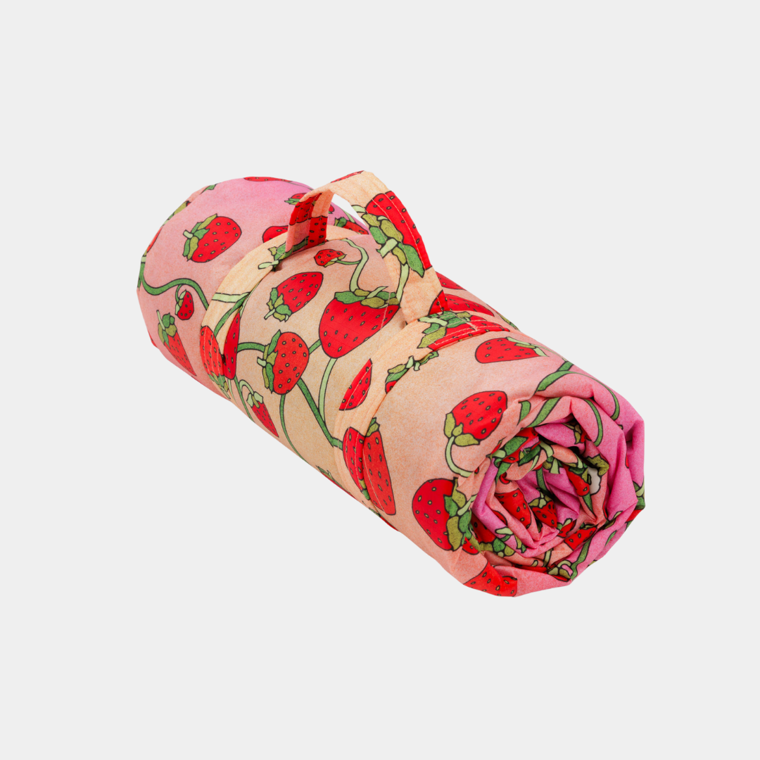 Puffy Picnic Blanket - Strawberry Blossom