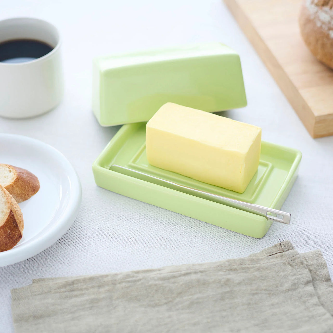 Butter Dish with Stainless Steel Knife - Kiwi