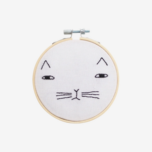 Mog the Cat Donna Wilson Embroidery Hoop Kit