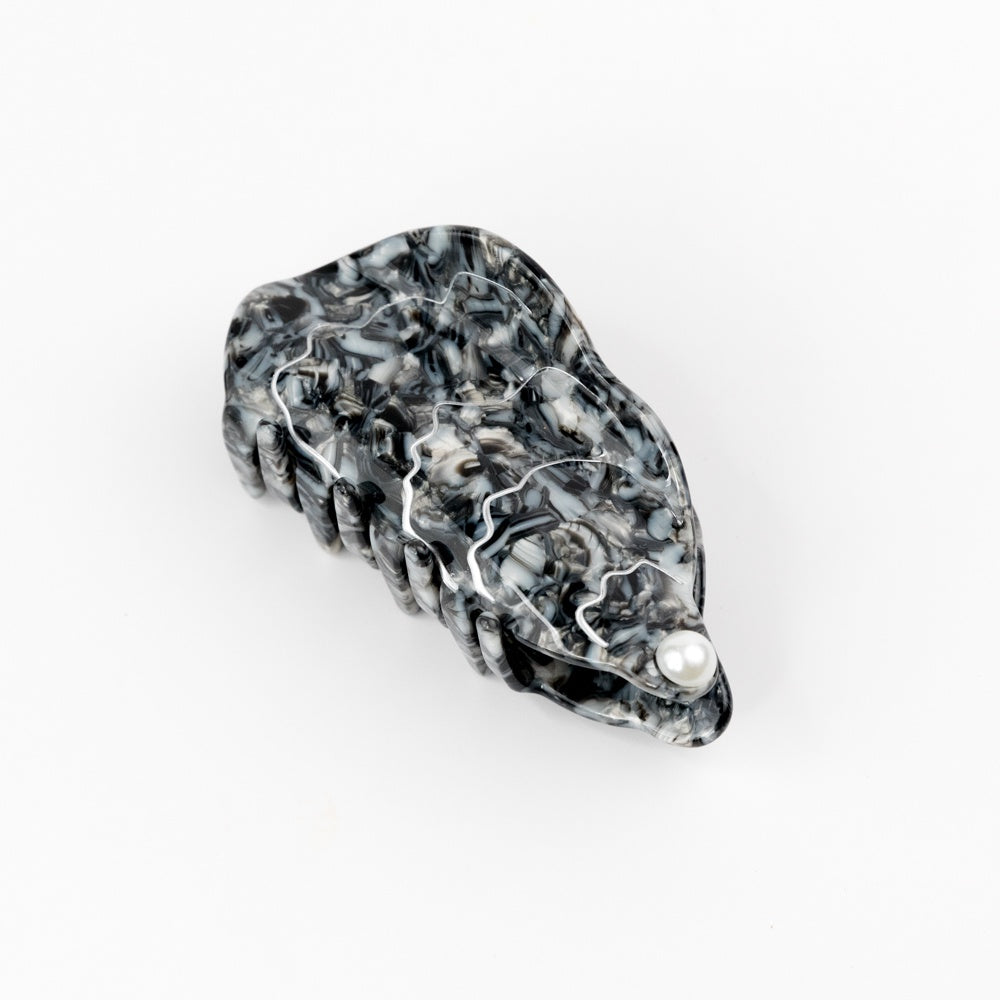 Coucou Suzette Oyster Hair Claw