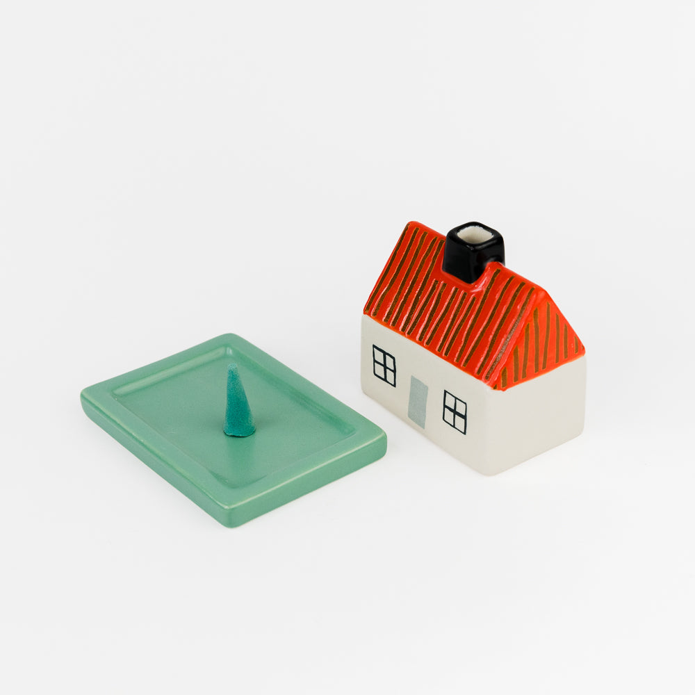 Little Hiding House