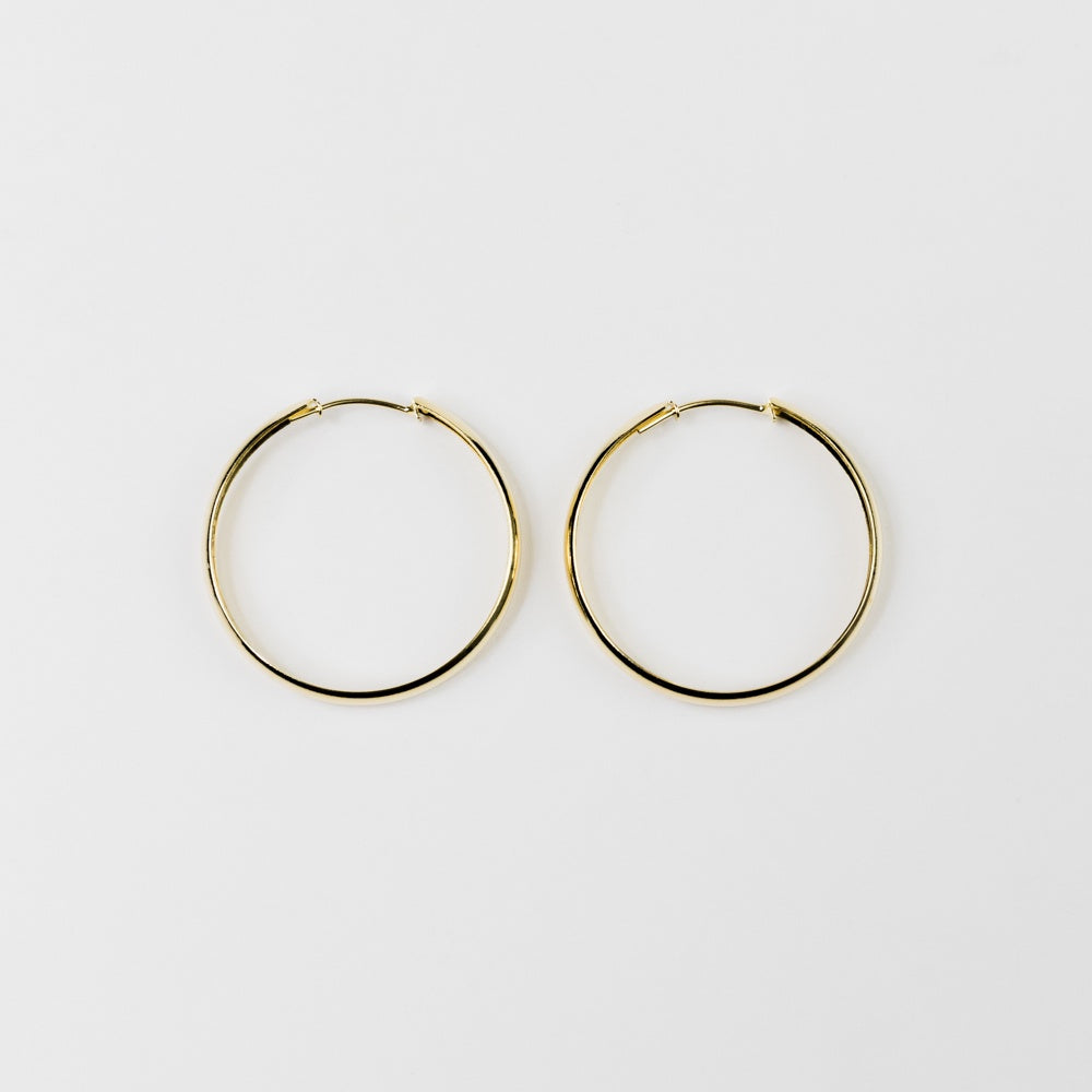 Hollow Continuous Hoop Earrings