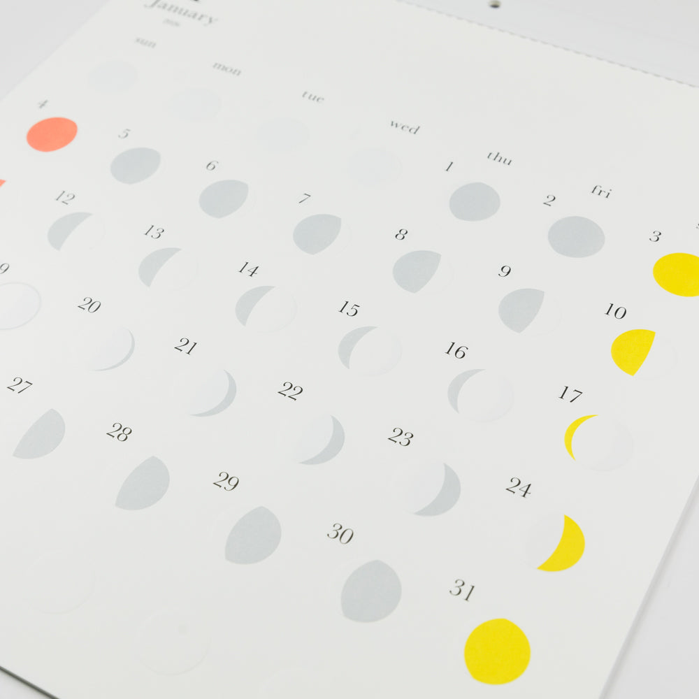 Calendar with Replug branding on a white background