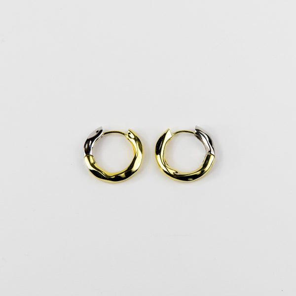 Petite Wavy Hoops - 3/4 Gold