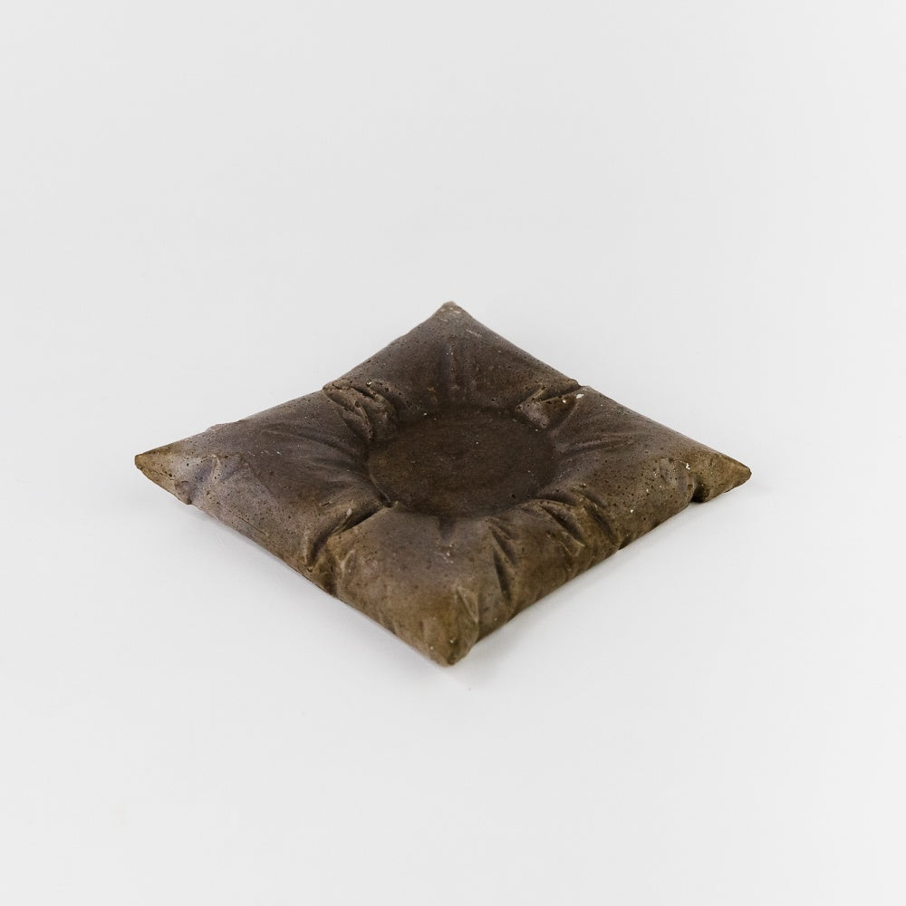 Pillow Nest Tea Light Candle Holder - Mocha Brown