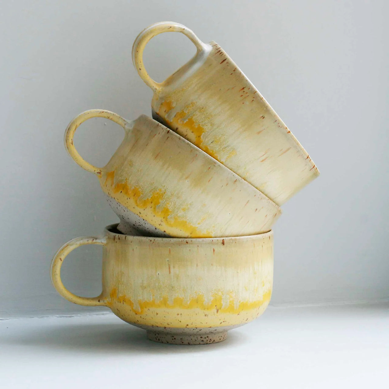 Mion Mug - Melting Daisy