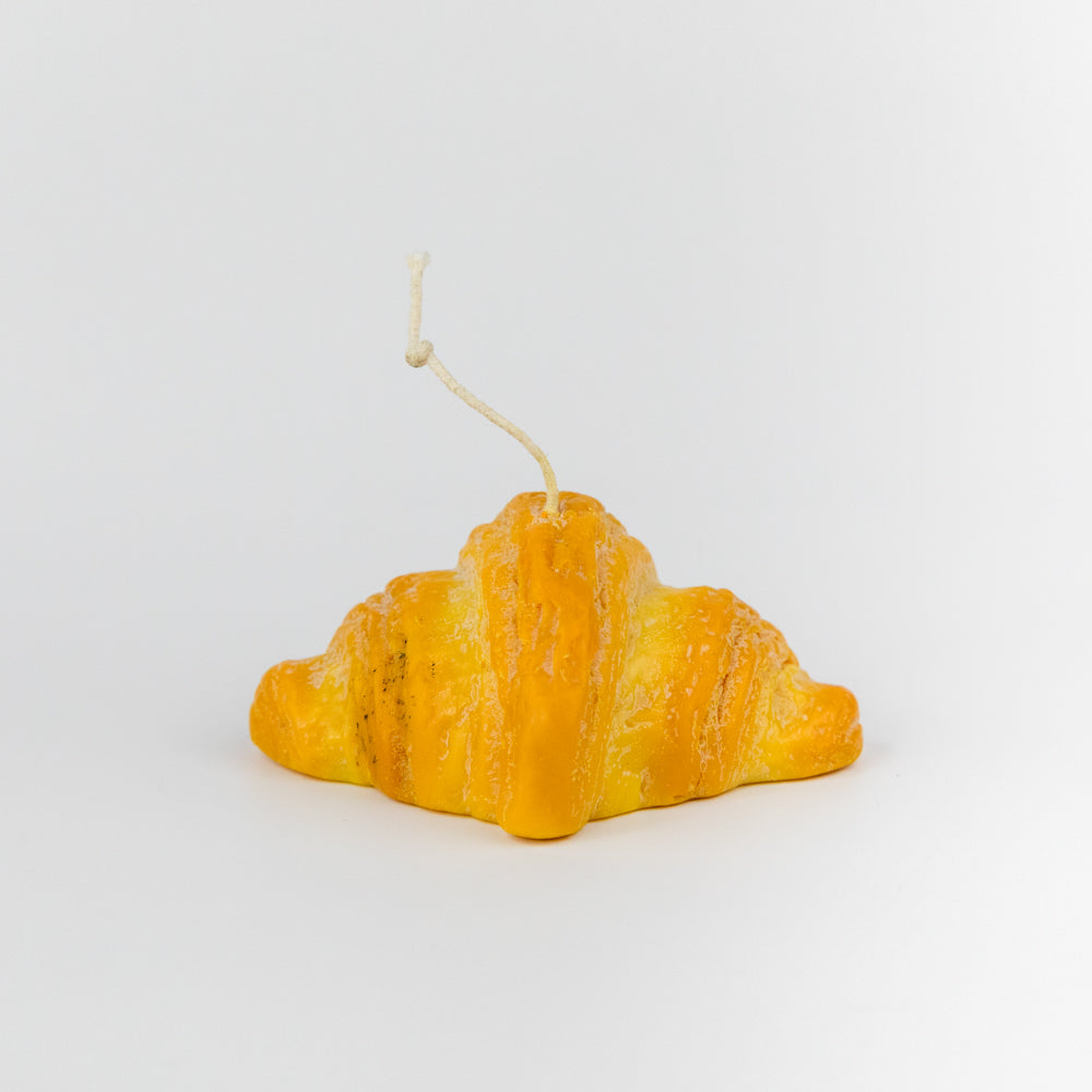 The Wednesday Company Pancitos De Mis Sueños - Croissant Candle