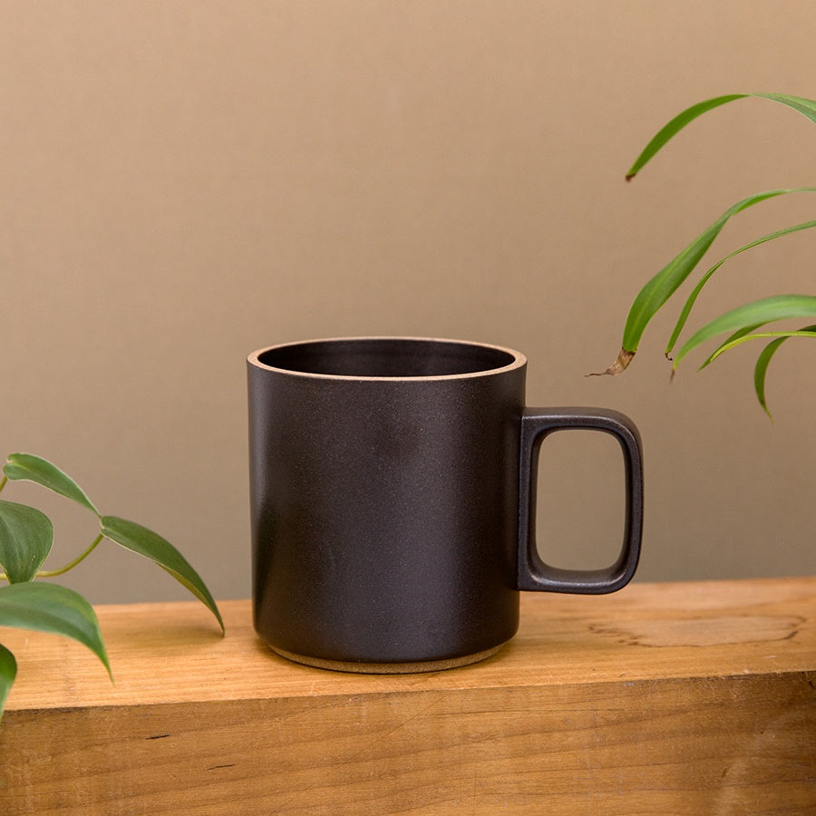 Hasami Porcelain Mug - Black 13oz