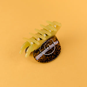 Snail Hair Claw